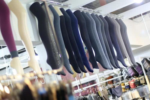 從“膚色打底襪”到“光腿神器” 網紅產品的生命力之思